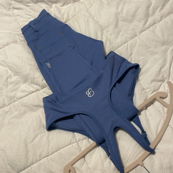 Reserved Trade - Picture 3 of 3